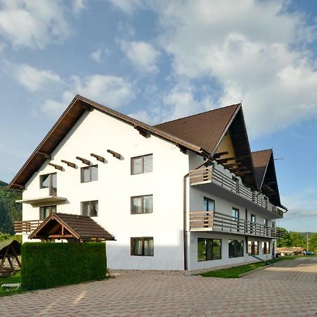 Vila Mogan Hotel Moieciu de Jos Luaran gambar