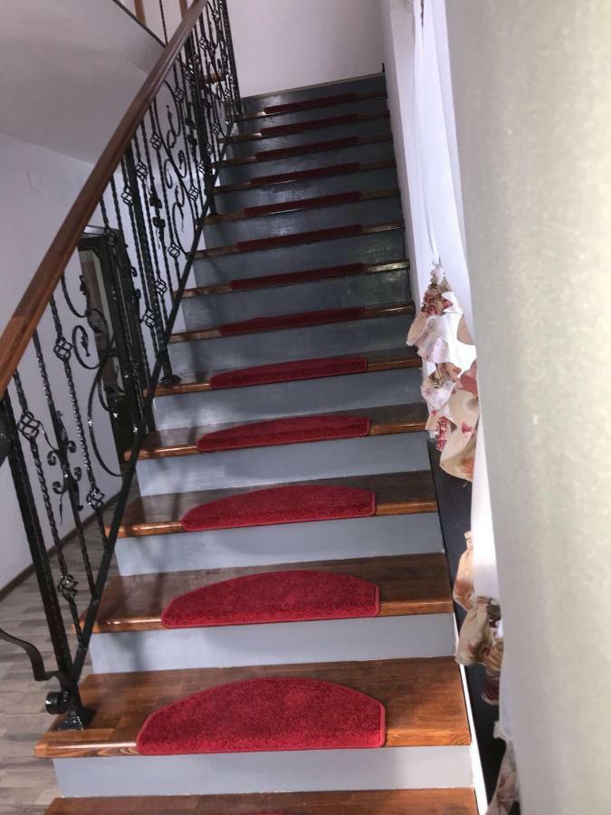 Vila Mogan Hotel Moieciu de Jos Luaran gambar